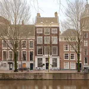 Adam'S Canal House