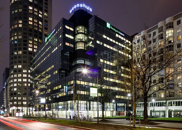 Holiday Inn Express Rotterdam - Central Station By Ihg