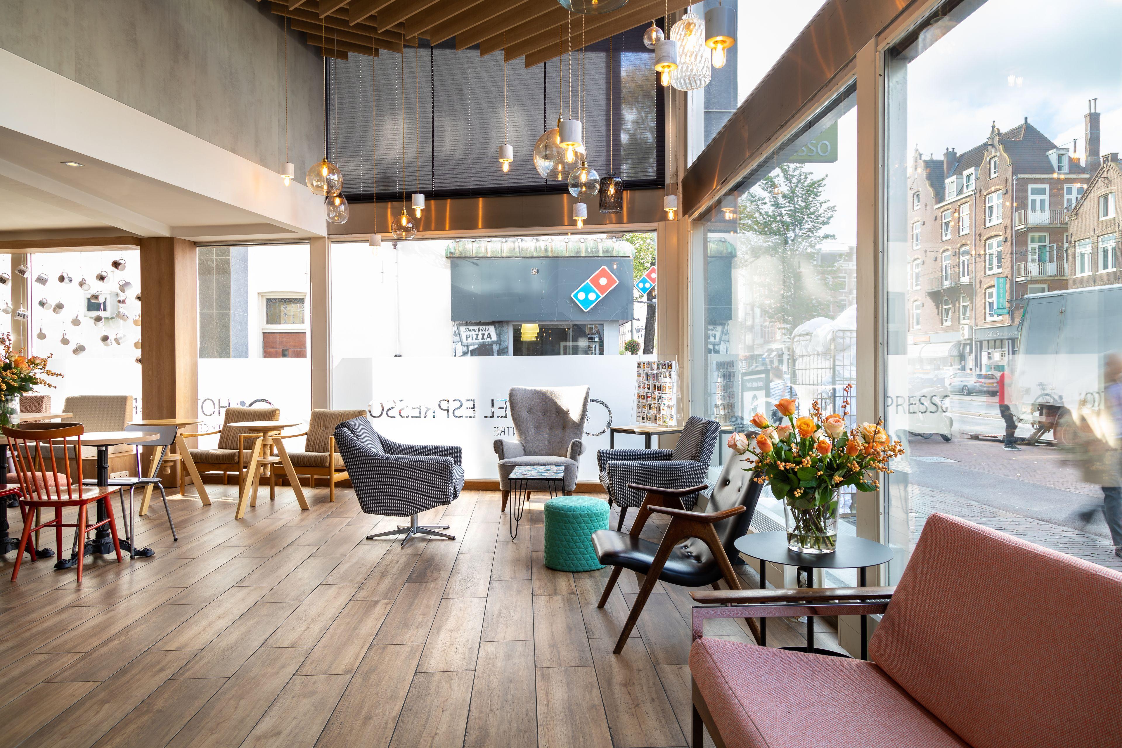 2 Smart Airport Hotels In Oud-West Worth Booking