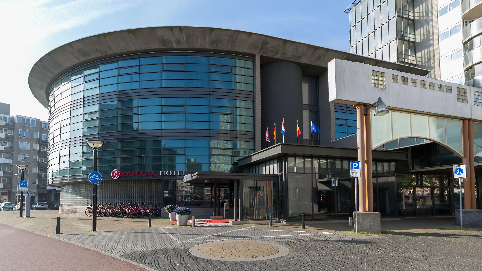 Where to Stay Near Escher Museum: 6 Family Hotels in The Hague