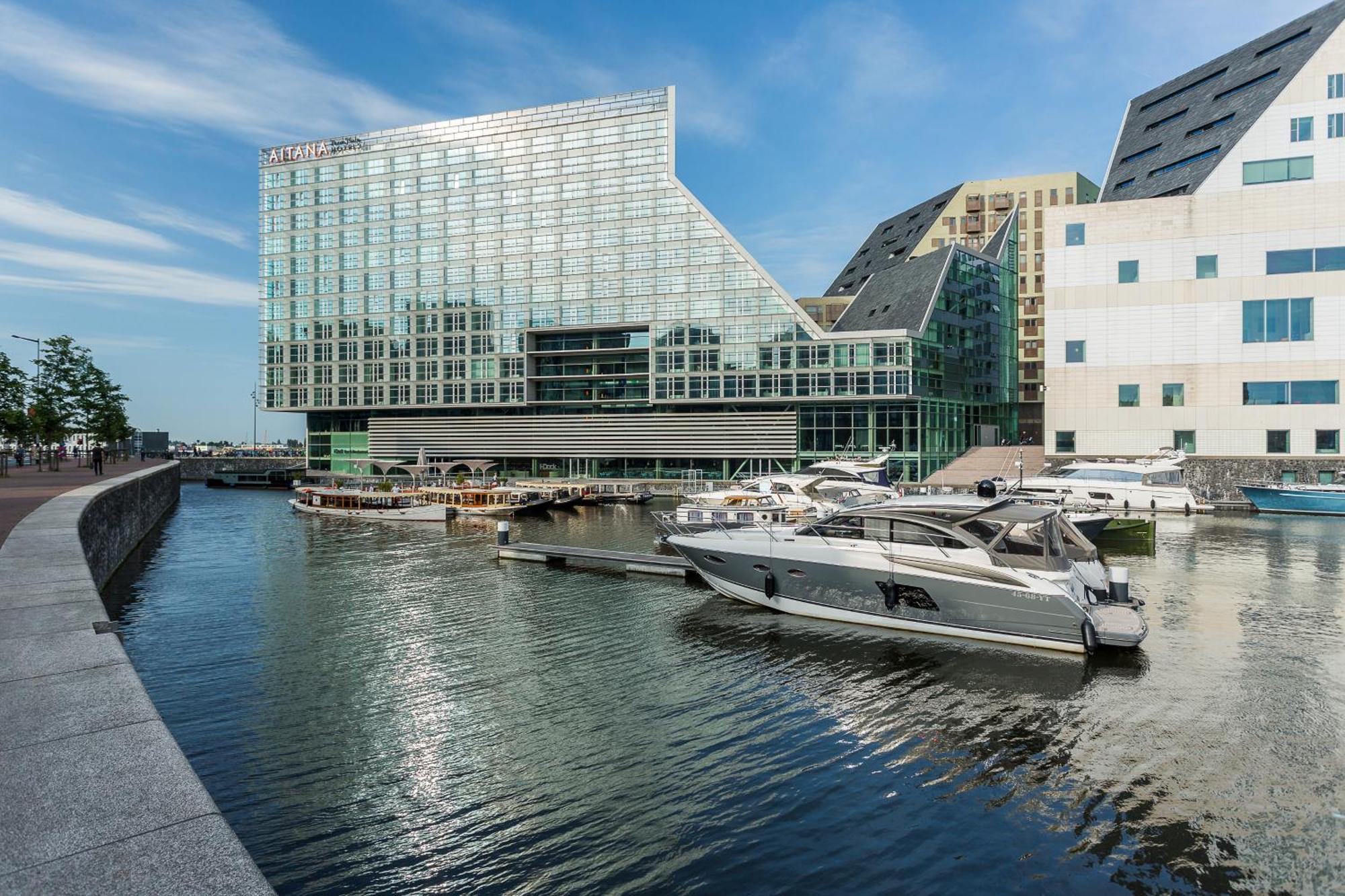 15 Resort-Style Hotels in Ealing Worth Booking Now